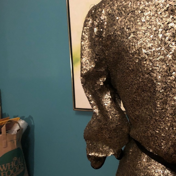 Seguined Darling Top - Great for the Holidays - Picture 6 of 10